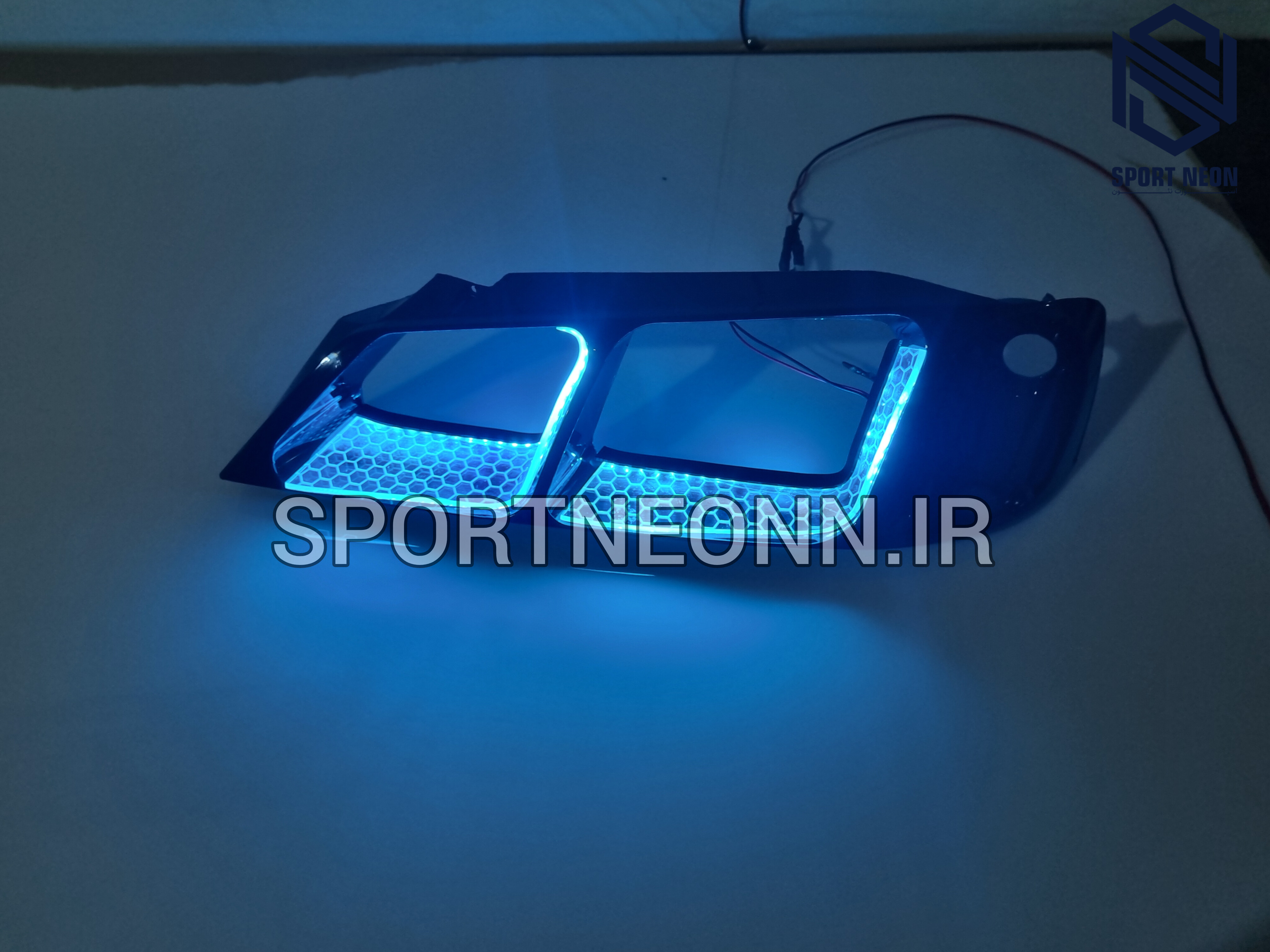 چراغ اسپرت پارس (فلاپ نئون دار گلس یو ال )